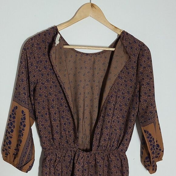 ILLA ILLA Open Back Mix Floral Romper Women's Size S - Picture 9 of 10